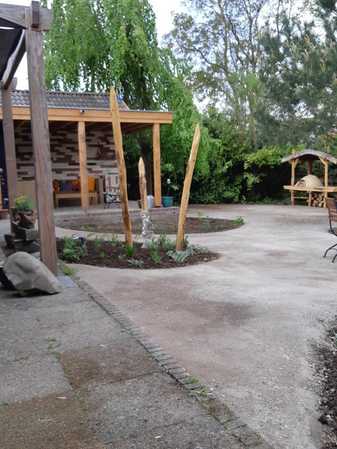 B&B Perron 22 Vierlingsbeek Exterior foto